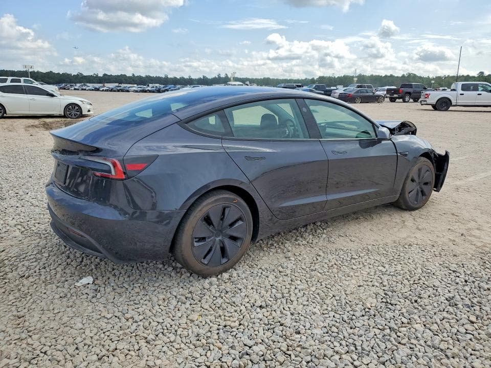 2026 TESLA MODEL 3 3
