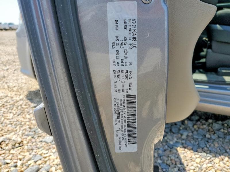 2017 DODGE GRAND CARAVAN SE 13