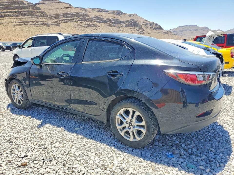 2017 TOYOTA YARIS IA BASE 2