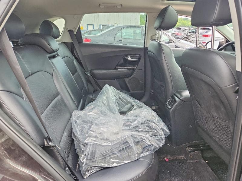 2018 KIA NIRO TOURING 11