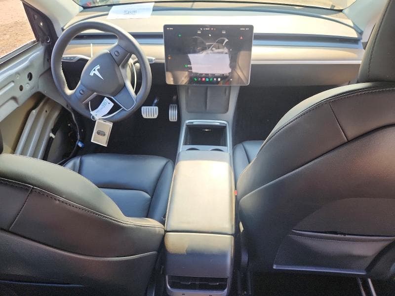 2022 TESLA MODEL  Y 8