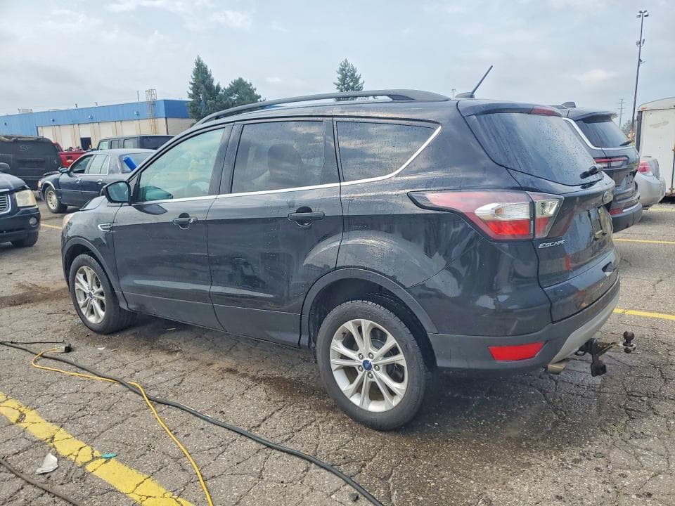 2017 FORD ESCAPE SE 2