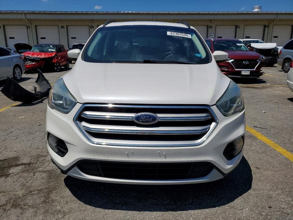 2017 FORD ESCAPE SE 5