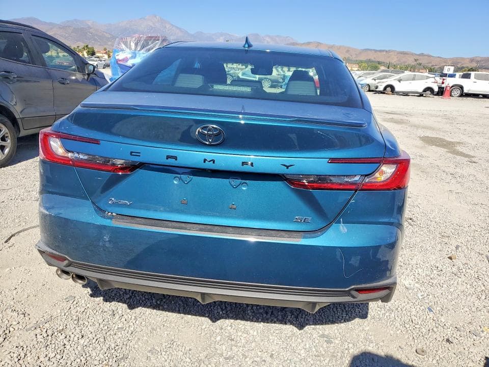 2026 TOYOTA CAMRY SE 6