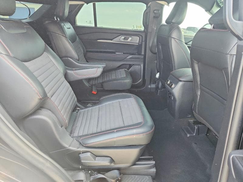 2025 FORD EXPLORER ST-LINE 11