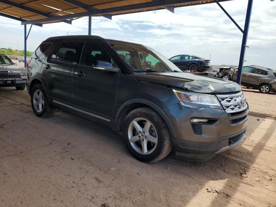 2018 FORD EXPLORER XLT 4