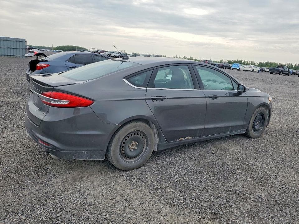 2017 FORD FUSION SE 3