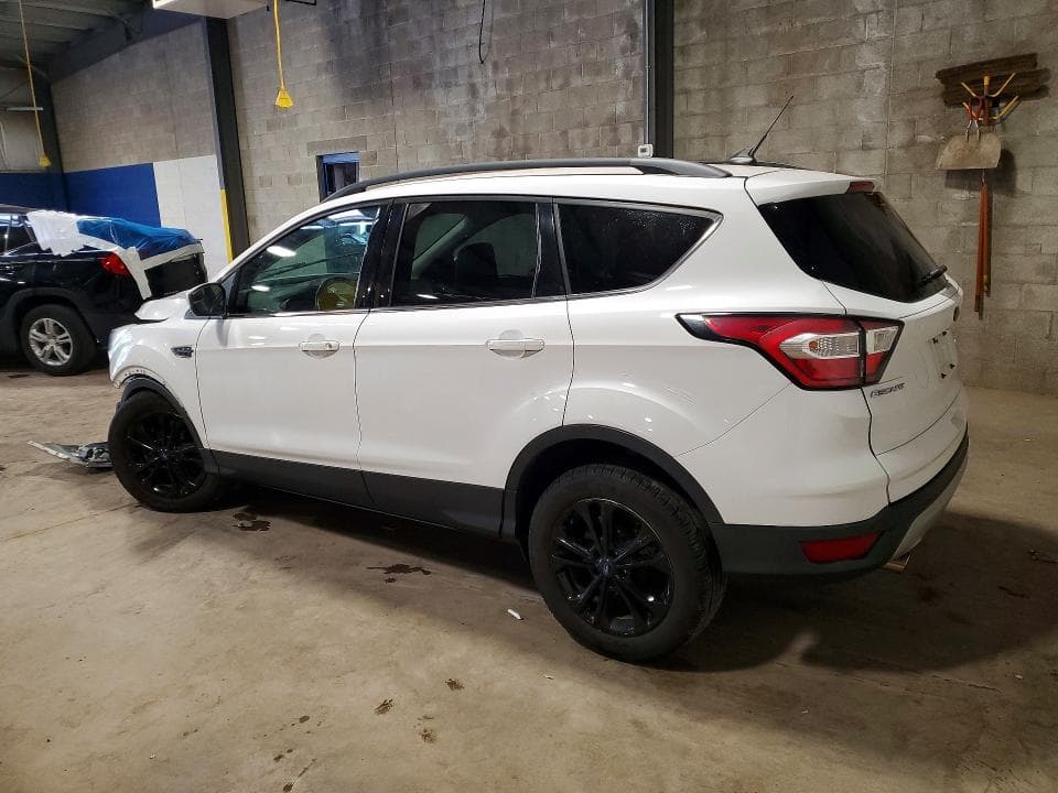 2018 FORD ESCAPE SEL 2