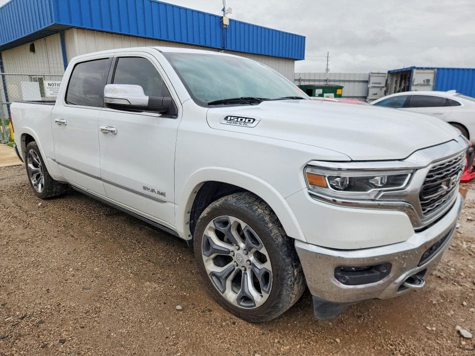2020 RAM 1500 LIMITED 4