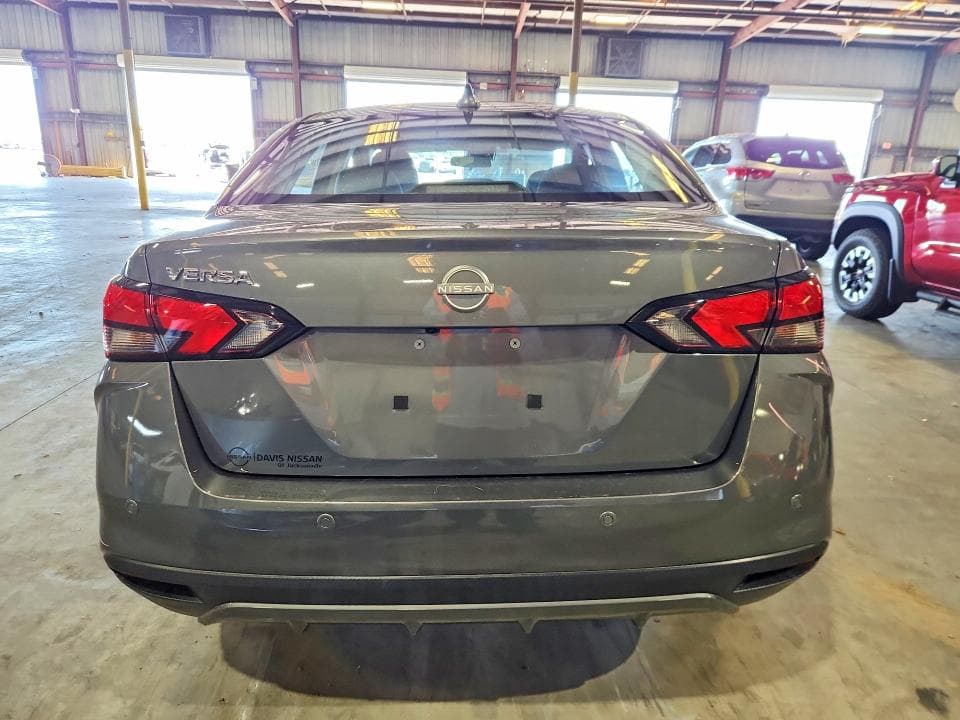 2025 NISSAN VERSA SV 6