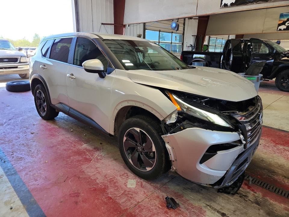 2025 NISSAN ROGUE SV 4