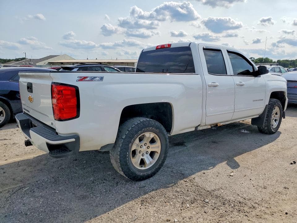 2017 CHEVROLET SILVERADO K1500 LT 3