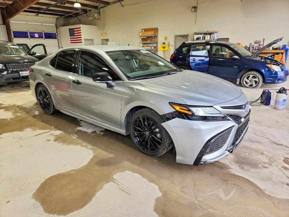 2023 TOYOTA CAMRY XSE 4