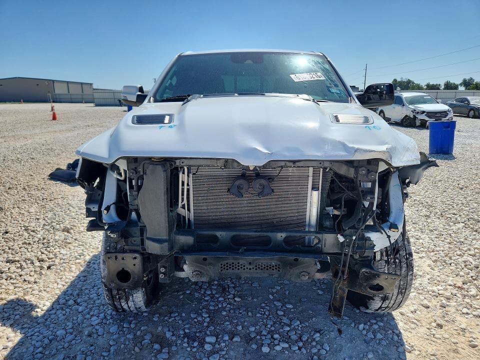 2023 RAM 1500 LARAMIE 5