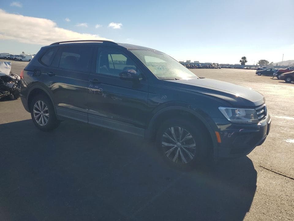 2018 VOLKSWAGEN TIGUAN S 4