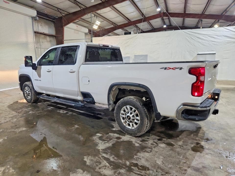 2025 CHEVROLET SILVERADO K2500 HEAVY DUTY LT 2