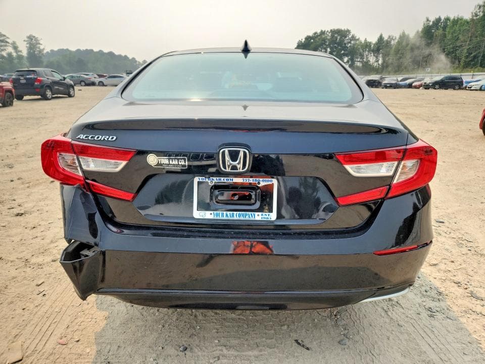 2018 HONDA ACCORD LX 6