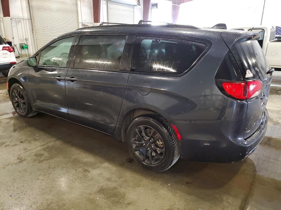 2020 CHRYSLER PACIFICA TOURING L 2