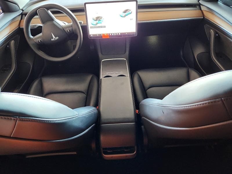 2021 TESLA MODEL 3 8
