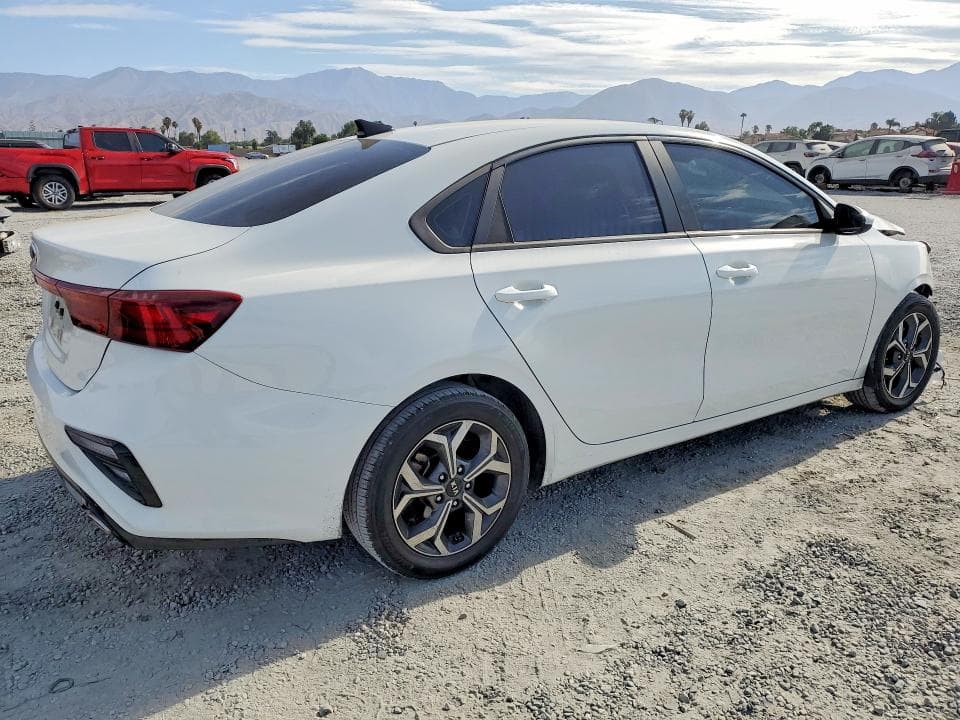 2021 KIA FORTE LXS 3