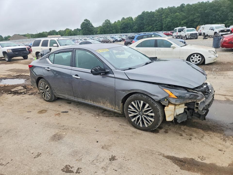 2024 NISSAN ALTIMA SV 4