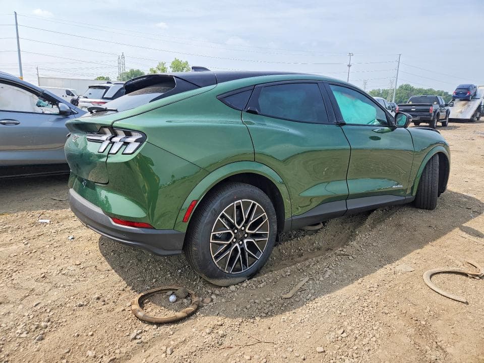 2026 FORD MUSTANG MACH-E PREMIUM 3