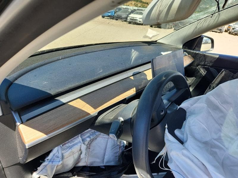 2021 TESLA MODEL Y 9
