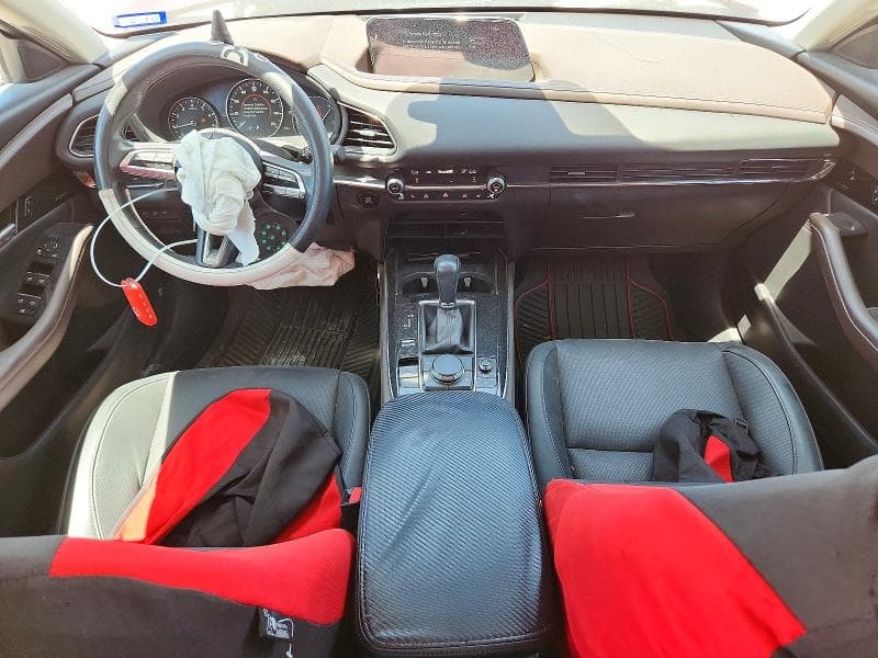 2021 MAZDA CX-30 PREMIUM 8