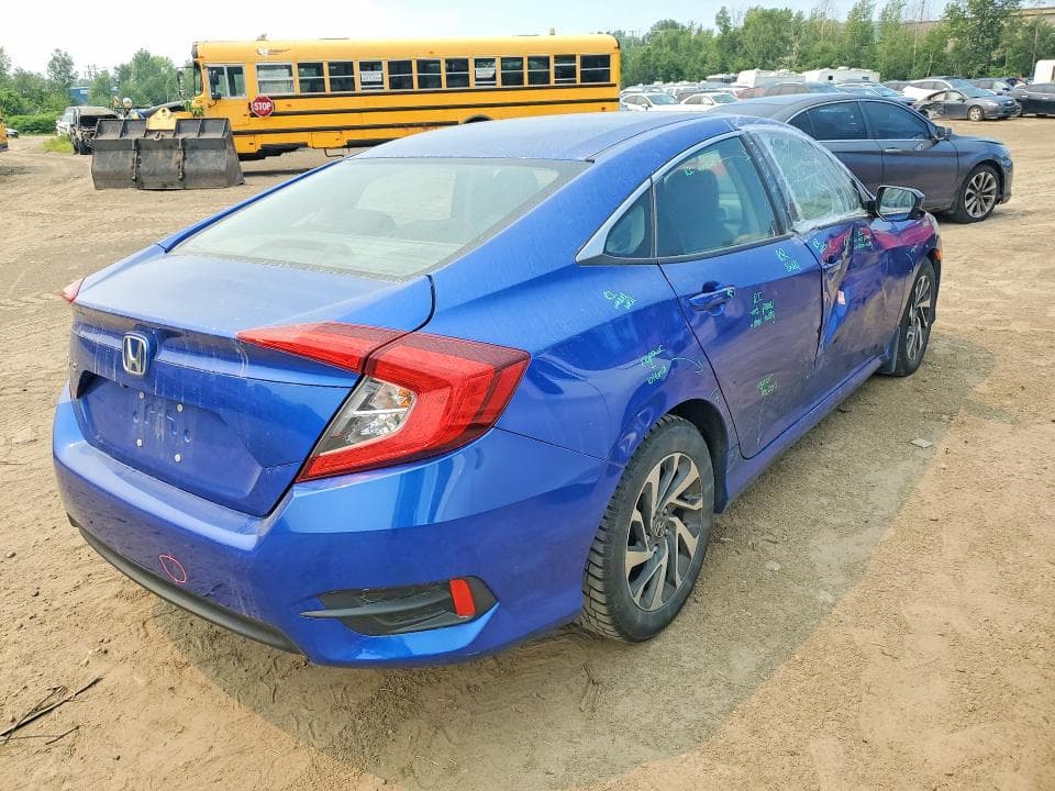2018 HONDA CIVIC EX 3