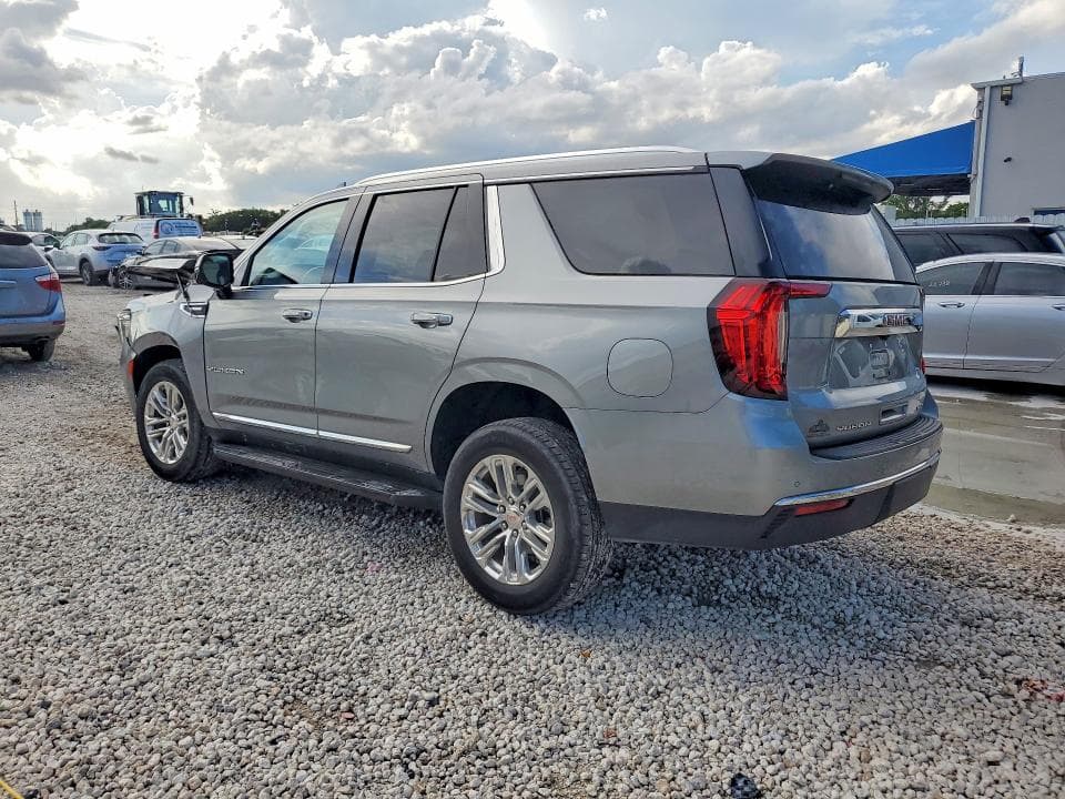 2023 GMC YUKON SLT 2
