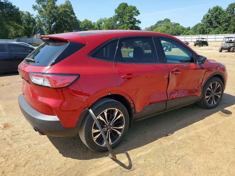 2022 FORD ESCAPE SE 3