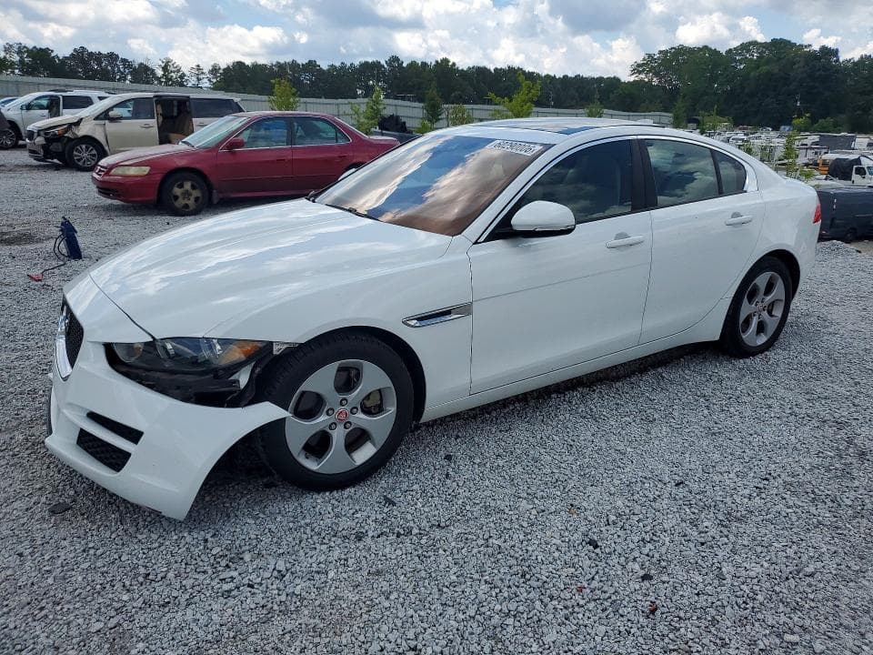 2018 JAGUAR XE - 1
