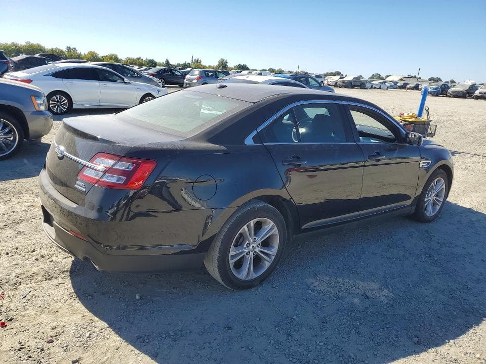 2018 FORD TAURUS SEL 3
