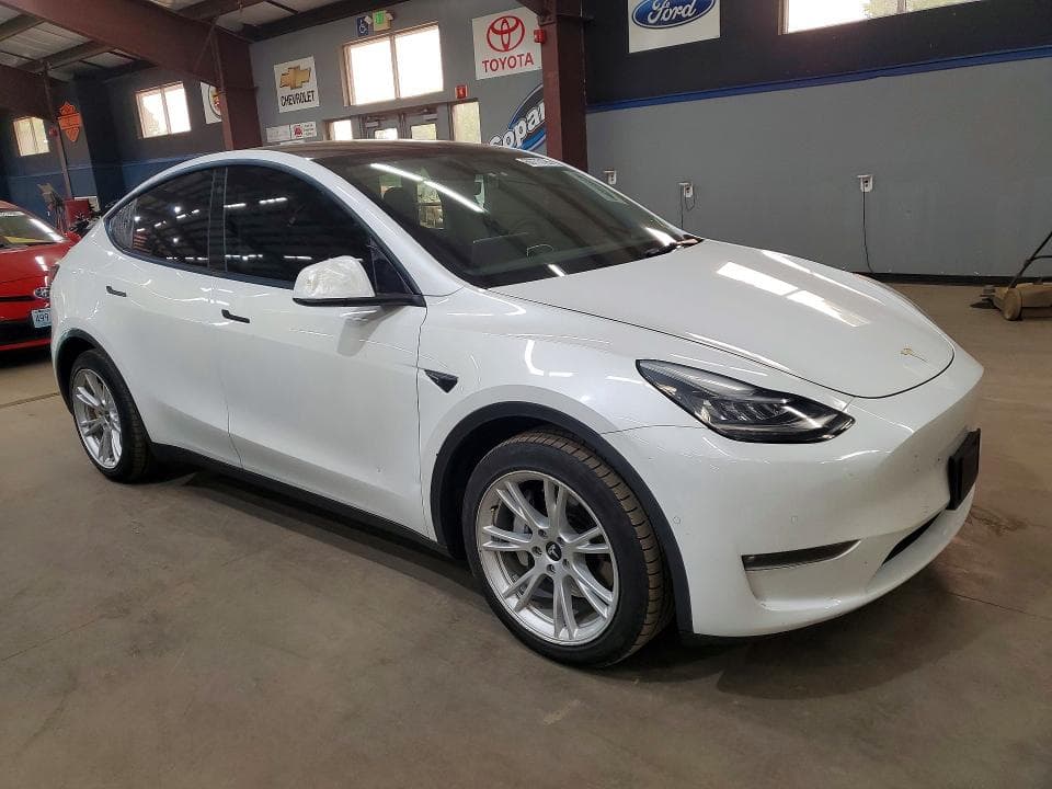 2021 TESLA MODEL Y 4