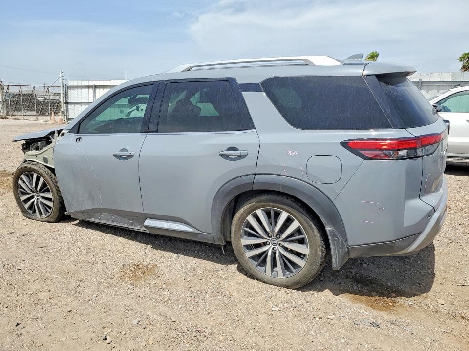 2022 NISSAN PATHFINDER PLATINUM 2