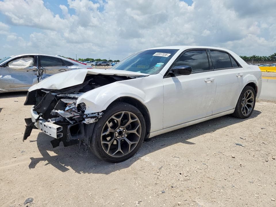 2018 CHRYSLER 300 TOURING - 1