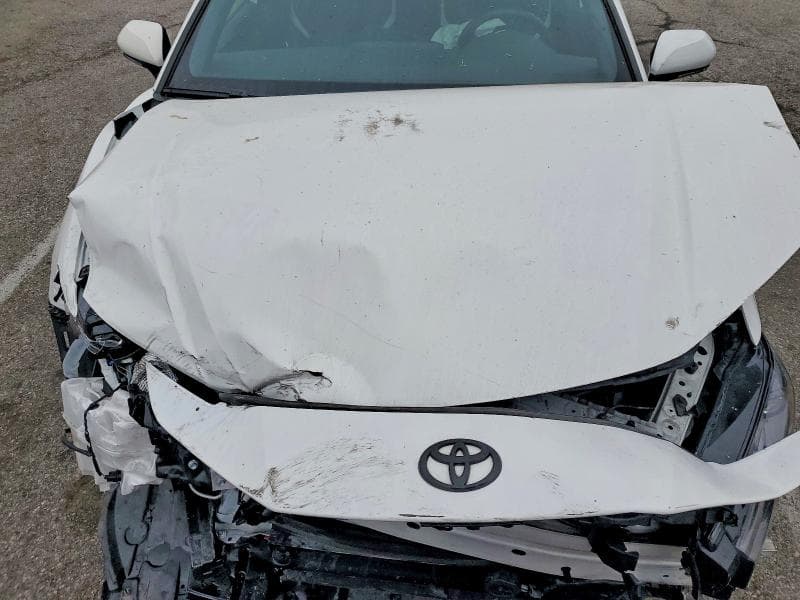 2025 TOYOTA CAMRY SE 11