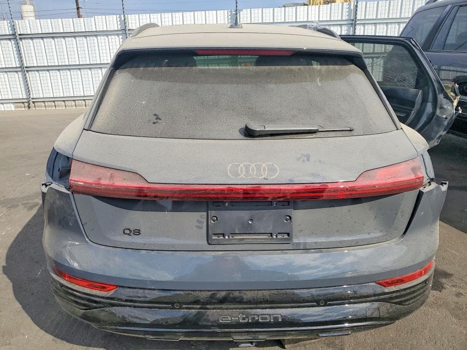 2024 AUDI Q8 E-TRON PREMIUM PLUS 6