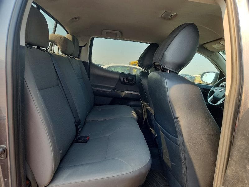 2017 TOYOTA TACOMA SR5 V6 10
