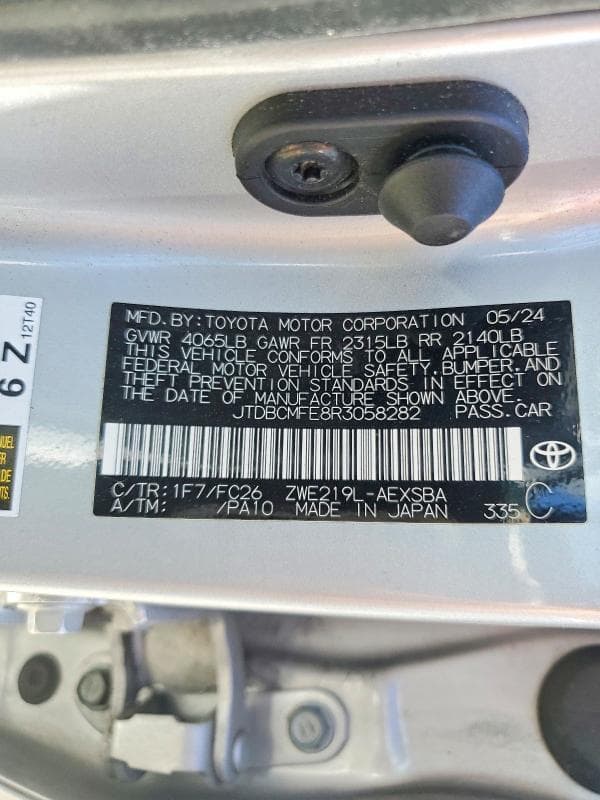 2024 TOYOTA COROLLA HYBRID SE 12