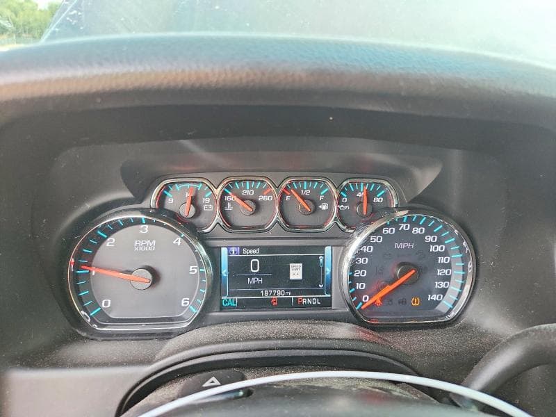 2019 CHEVROLET SUBURBAN K1500 LT 9