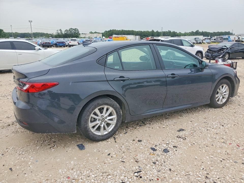 2025 TOYOTA CAMRY LE 3