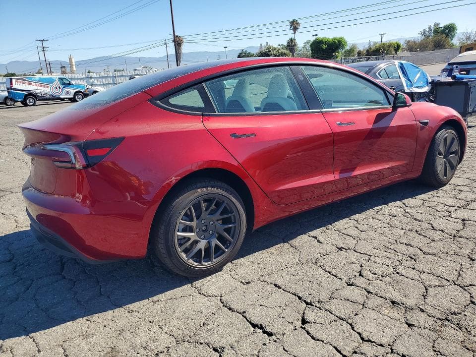 2026 TESLA MODEL 3 3