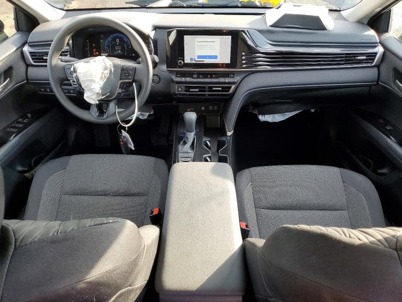 2026 TOYOTA CAMRY LE 8