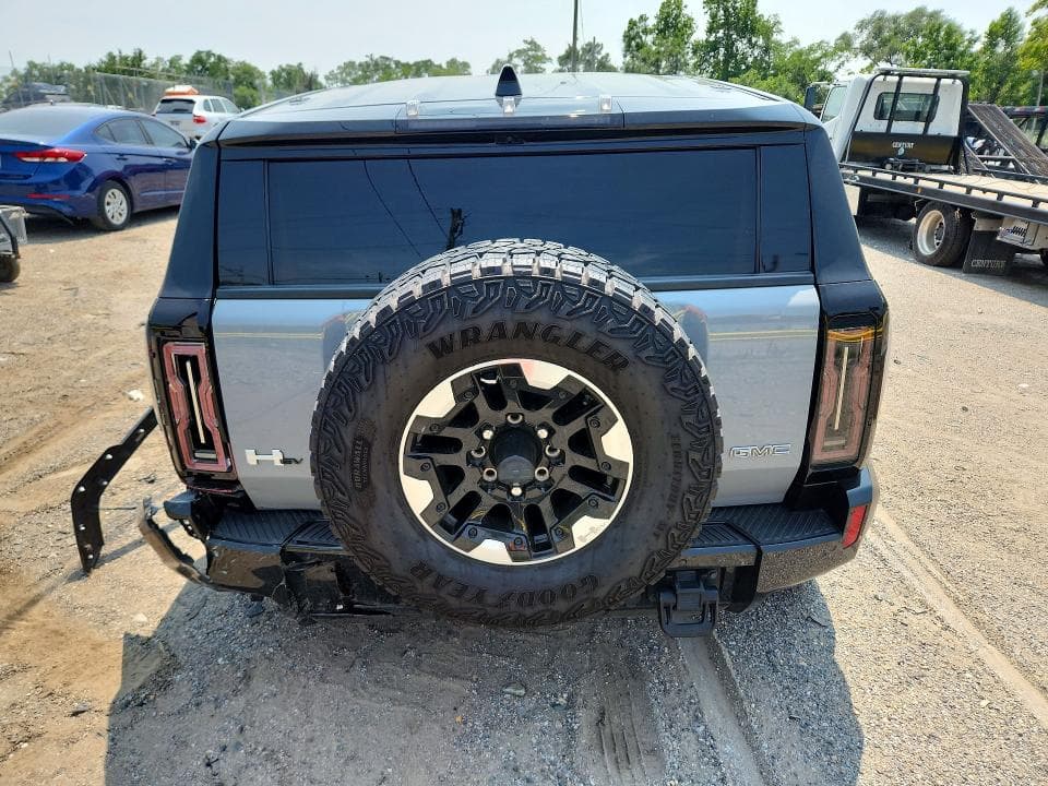 2024 GMC HUMMER SUV 2X 6