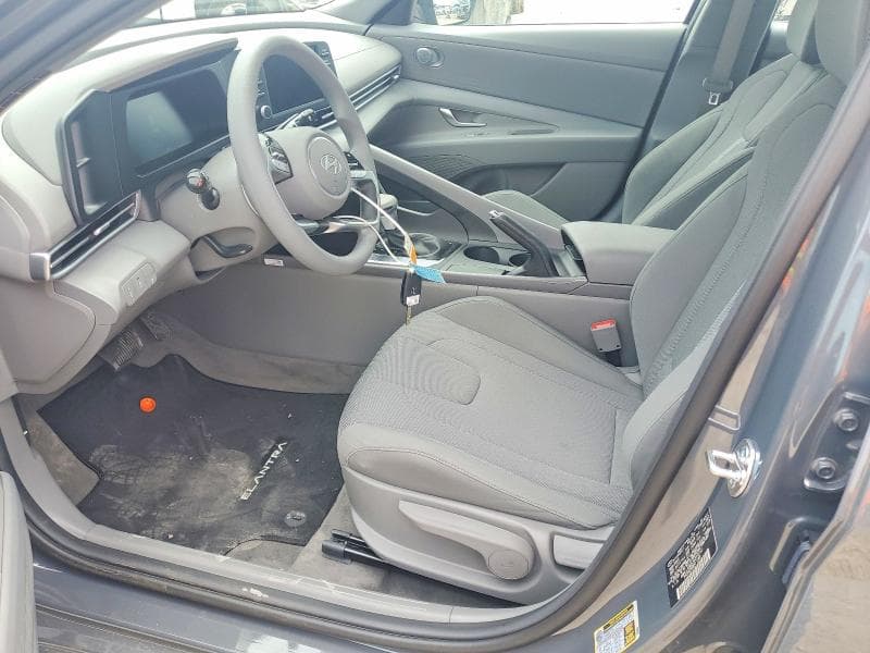 2026 HYUNDAI ELANTRA SE 7