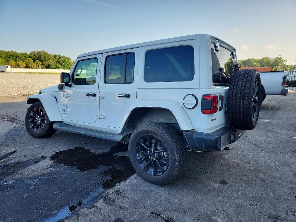 2021 JEEP WRANGLER UNLIMITED SAHARA 4XE 2