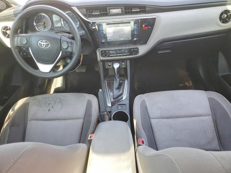 2019 TOYOTA COROLLA LE 8