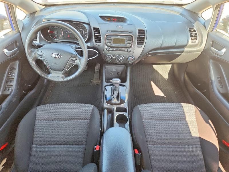 2017 KIA FORTE LX 8
