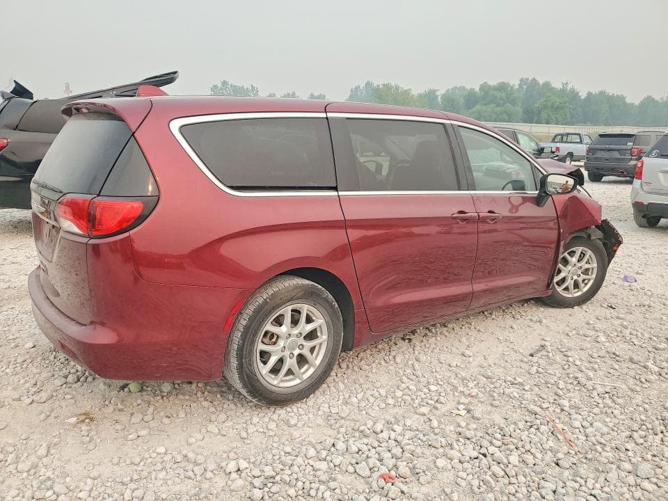 2017 CHRYSLER PACIFICA TOURING 3